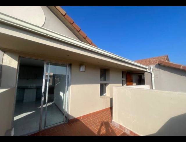 2 BEDROOM TOWNHOUSE FOR SALE IN GLENANDA